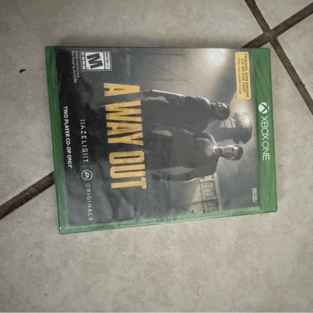 A Way Out for Xbox One - Green Case